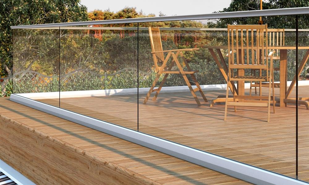Maintenance Tips for Long Lasting Glass Railing
